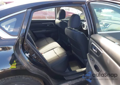 2017 Nissan Altima 2.5 Sr z USA, uszkodzony, nr VIN 1N4AL3AP5HC174784